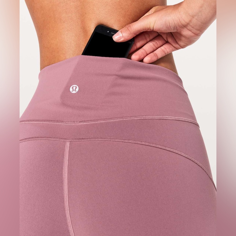 NWOT Lululemon In Movement Short Everlux 2.5" Figue 6 - Picture 5 of 5